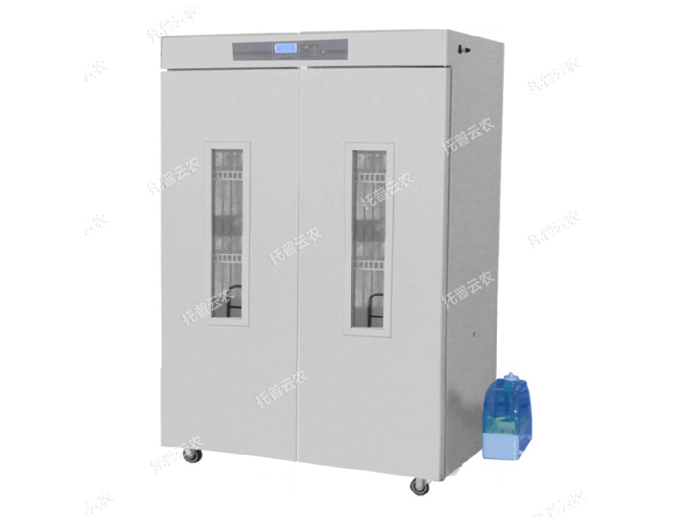 HWS系列智能恒溫恒濕箱